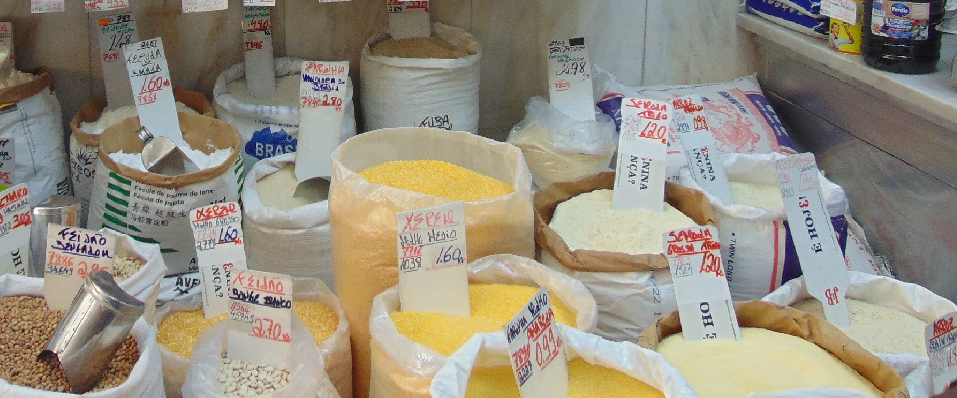 Farinhas - Mercearia Pérola do Arsenal